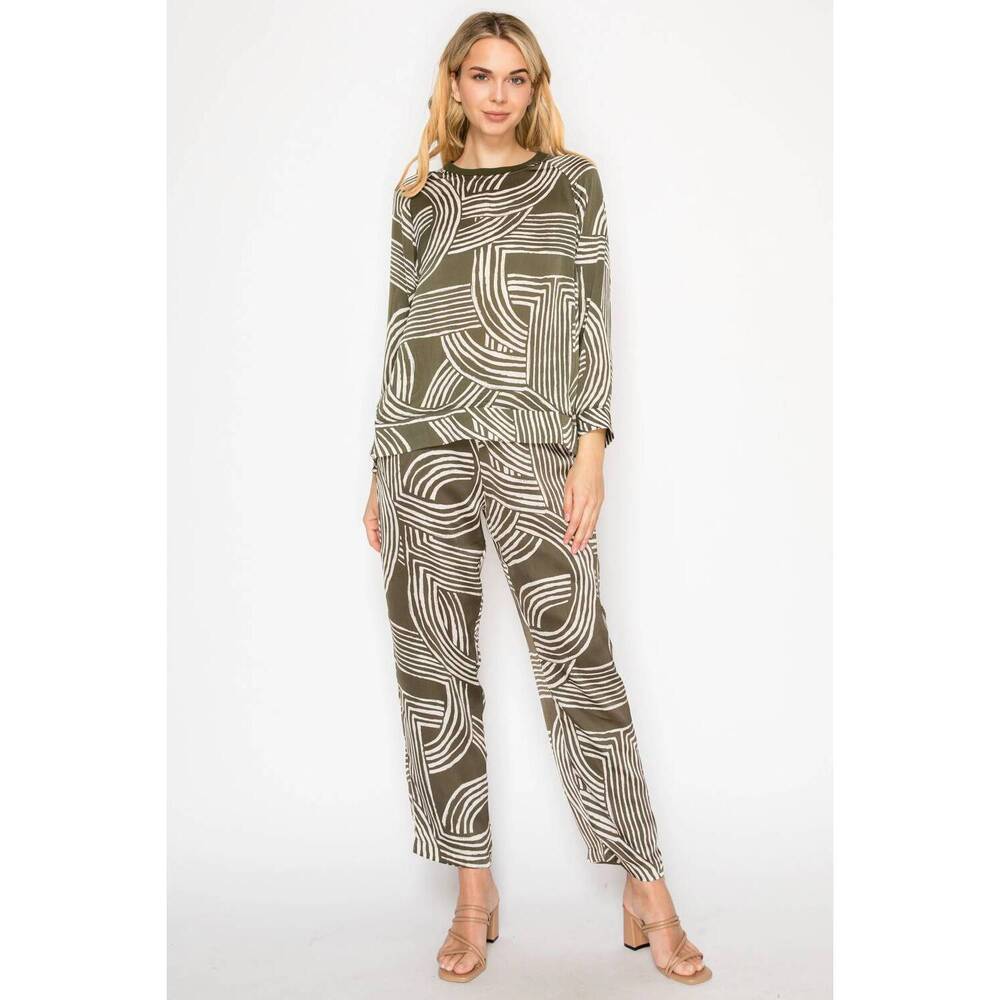 NEW JOH johnna woven print pants in olive